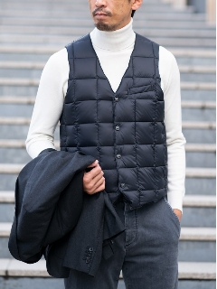 カミチャニスタ(CAMICIANISTA)の【TAION】Vネック ダウンベスト ダウンベスト